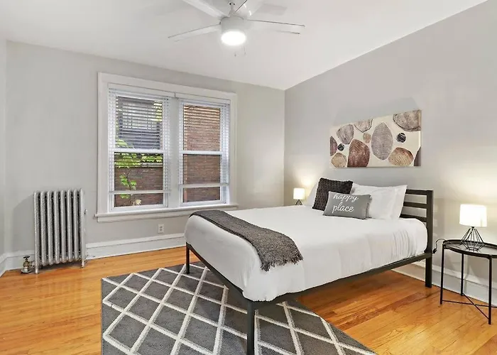 Apartamento Spacious 4br In Historic Hyde Park Near