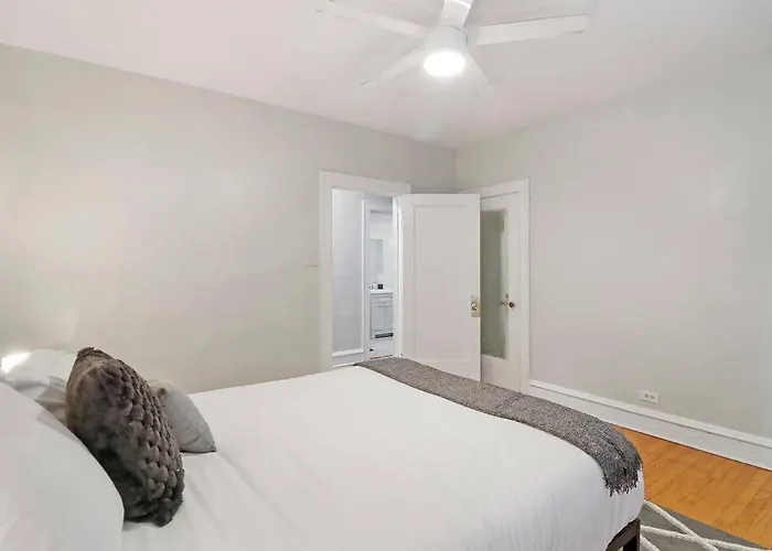 Spacious 4br In Historic Hyde Park Near