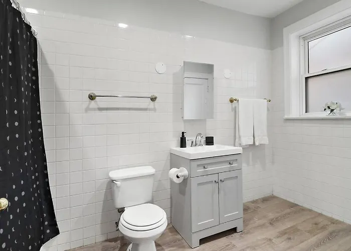 Spacious 4br In Historic Hyde Park Near Apartamento *