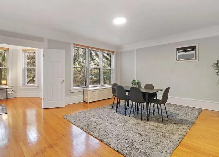 Apartamento Spacious 4br In Historic Hyde Park Near *